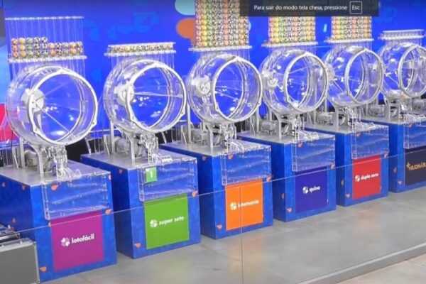 Quina 6998 sorteia R$ 11 milhões hoje (10/4). Dê uma olhada números quina-6998-sorteia-r$-11-milhoes-hoje-(10/4).-confira-numeros